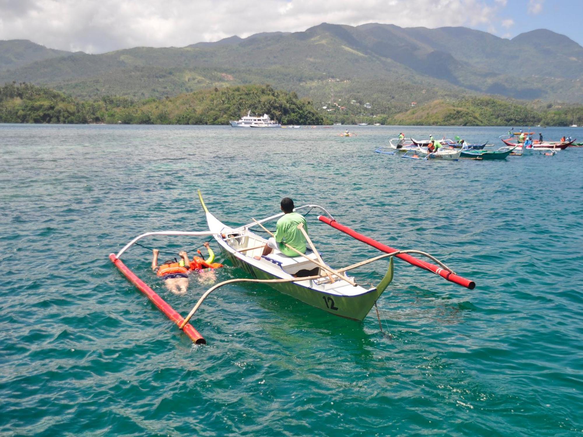 Badladz Staycation Condos Puerto Galera Exteriér fotografie