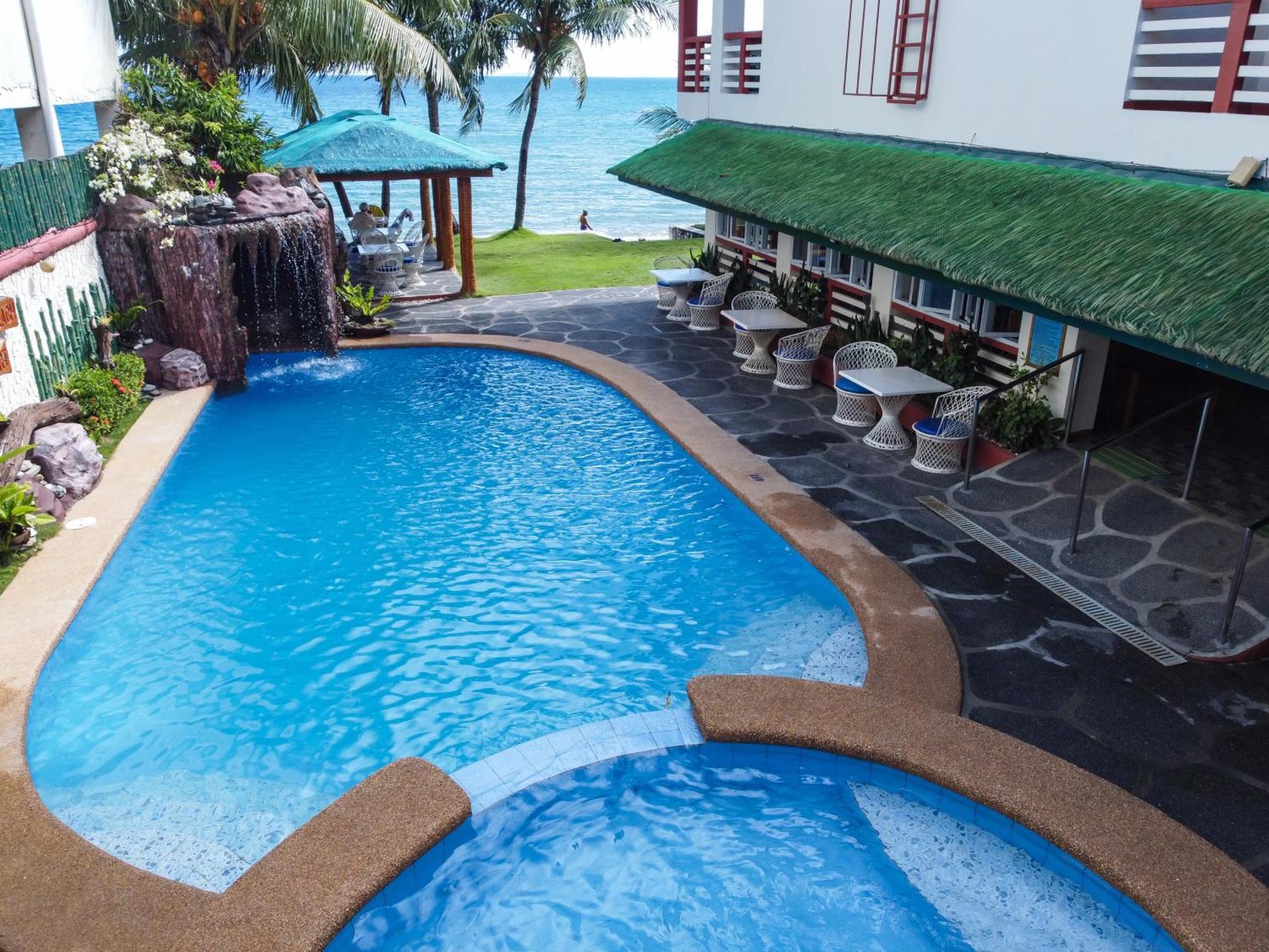 Badladz Staycation Condos Puerto Galera Exteriér fotografie